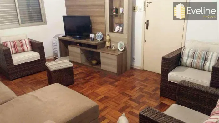 Casa a Venda na Vila Oliveira, Mogi, com 3 Dms (2 Suítes) 250m²