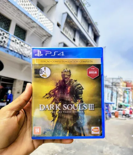 Dark Souls III edição ouro PS4 / PS5 descrição 