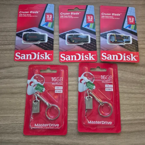 Pen-drives c/ jogos de Ps2 Originais e Vários Tamanhos