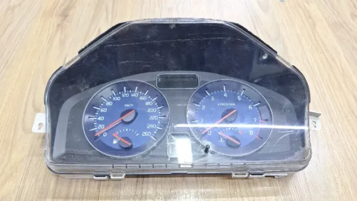 Painel De Instrumentos Volvo C30