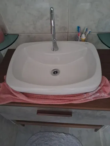 Cuba pia de banheiro