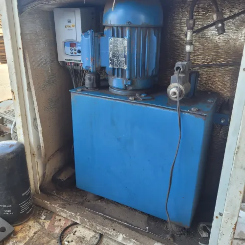 Unidade Hidráulica Industrial com controle de rotaçáo