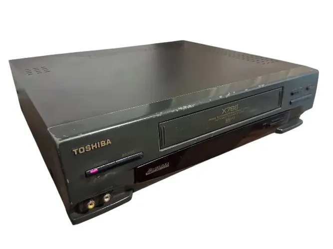 Vídeo Cassete Toshiba X766 para peças ou manutenção