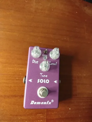 Pedal de distorção Solo ( Suhr Riot ) !!! PROMOÇÃO !!!