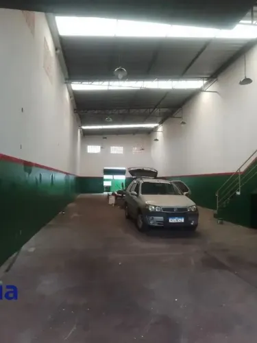 Galpão comercial para alugar, 327m² - Vila Albertina