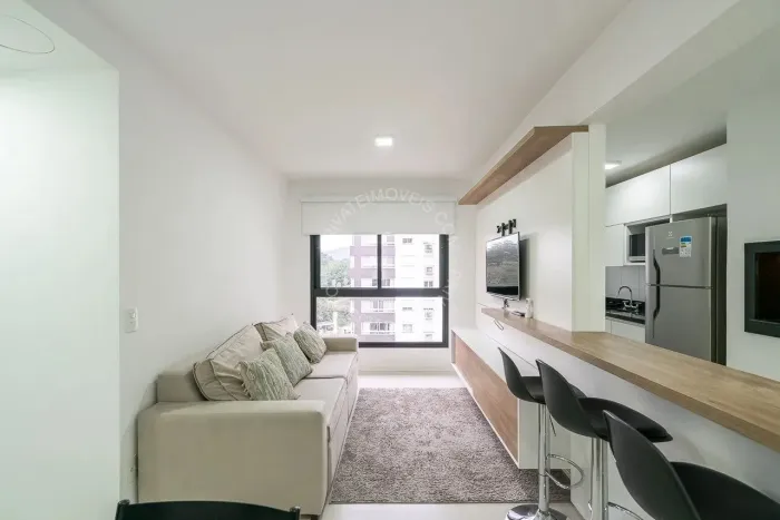 Apartamento mobiliado para alugar no Central Parque com 2 quartos (1 suíte)