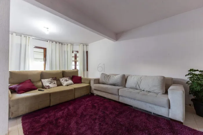 CONDOMÍNIO MANSÕES ENTRE LAGOS | CASA COM PISCINA E 4 QUARTOS (2 SUÍTES)