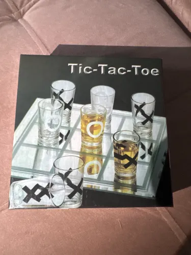 Jogo da velha alcoólico