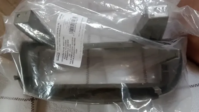 Moldura de Rádio Siena 