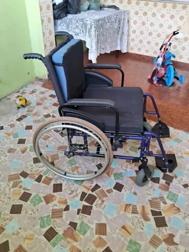 Cadeira de rodas p/obesos 