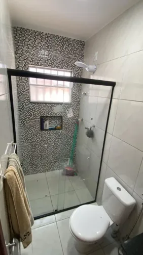 H VIDROS Vidraçaria em geral box , janelas ,portas, espelhos e muito mas ?