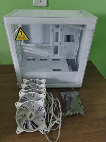 Gabinete Gamer Branco com Fans - Novo