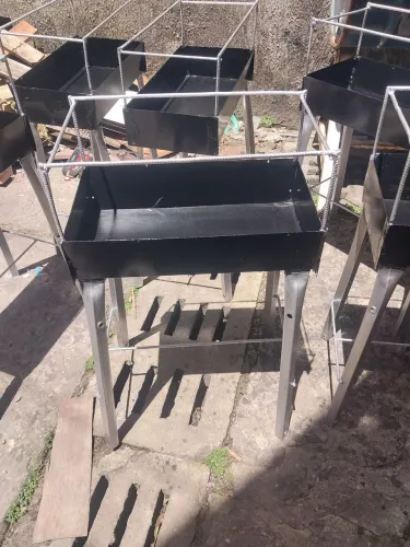Churrasqueira de espetinho