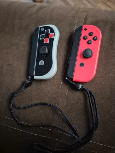 2 Controles para Nintendo Switch - Usado