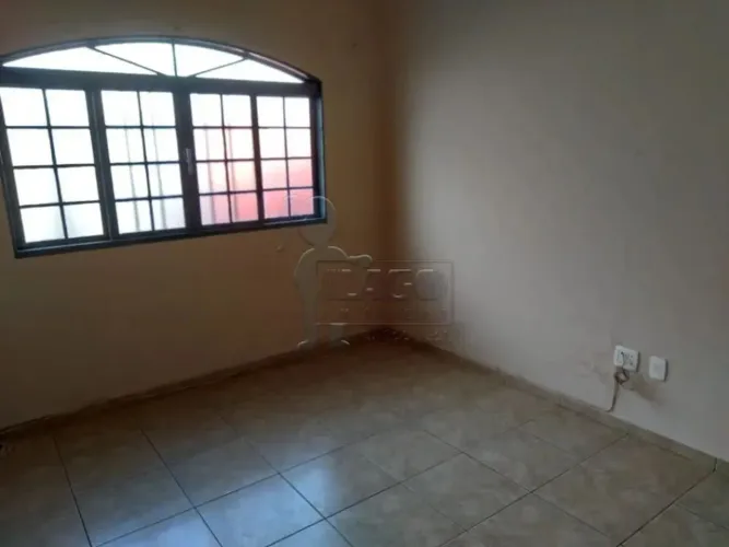 Casa de 135m² com 02 quartos para locação - Centro