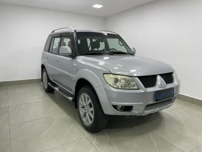 Mitsubishi Pajero TR4 2.0 Flex 16V 4X2 Aut. 2012