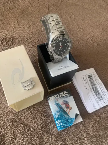 Relógio Rip Curl solar semi novo com NF