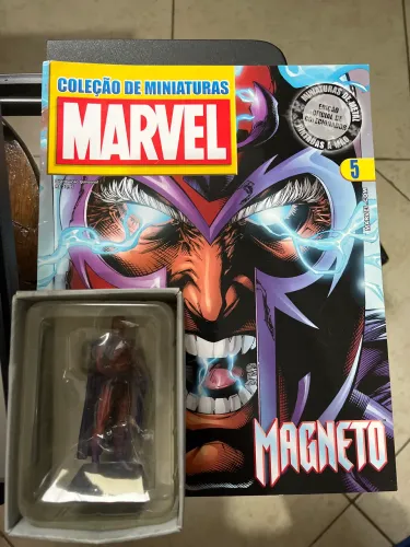 Magneto - Miniatura Marvel Edição Oficial de Colecionador
