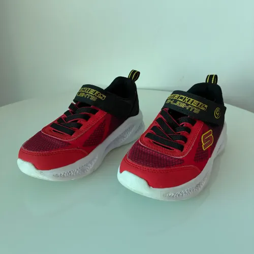 TÊNIS SKECHERS 
