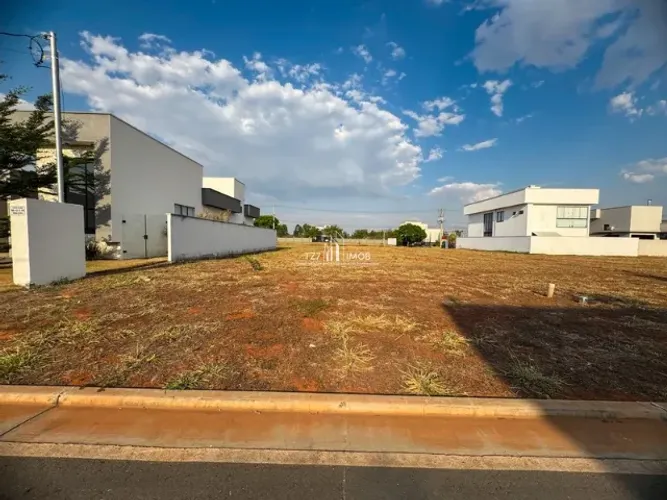 Lote Terras Alpha 2 - Lote com 304,24 m² - Quitado e Registrado R$ 150.000,00  Qd - S2 