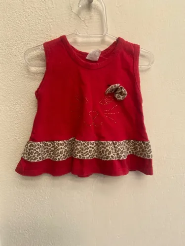 Blusinha de bebê