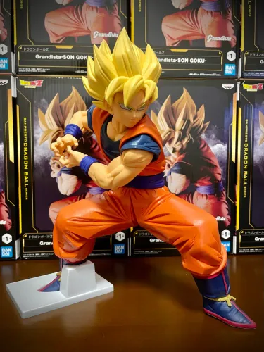 Action Figure Son Goku Grandista Supersayajins - Dragonball Z