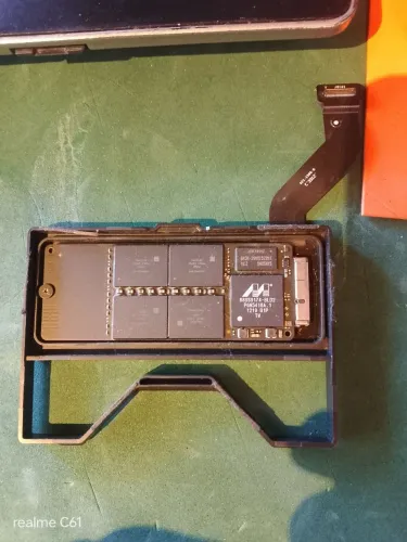 Ssd macbook pro A1425