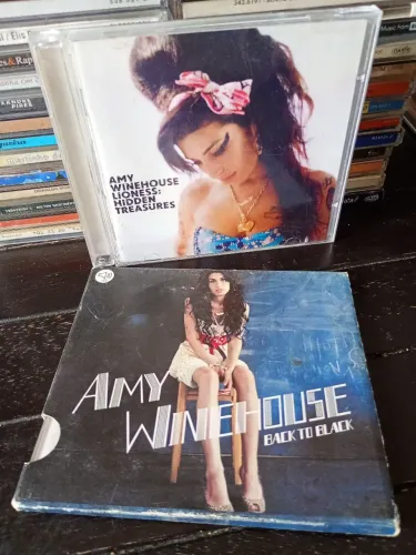 2 Cds AMY WINEHOUSE