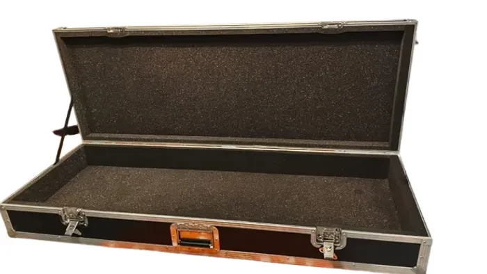 Case para transporte e proteção de teclados com 76 teclas