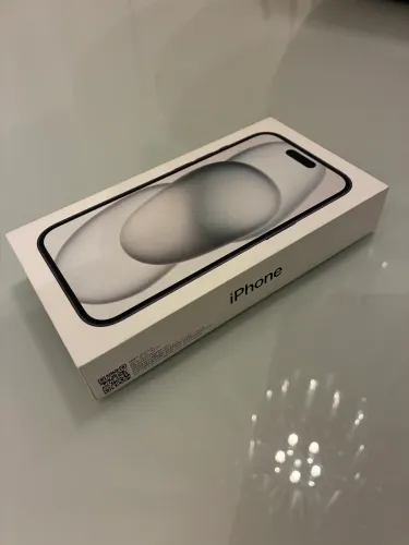 iPhone 15, 128GB, black. (Novo, caixa lacrada)
