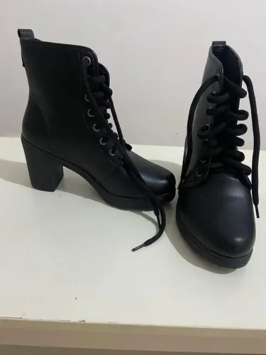 Bota feminina