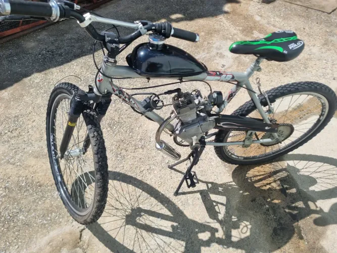 Bicicleta Motorizada Cinza