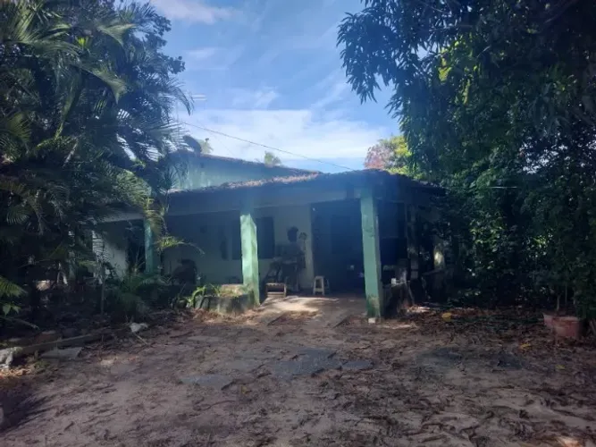 Belo Sítio próximo à Praia da Caponga, Cascavel (CE)