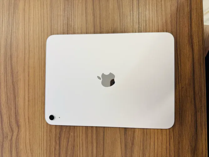 iPad 11 128GB