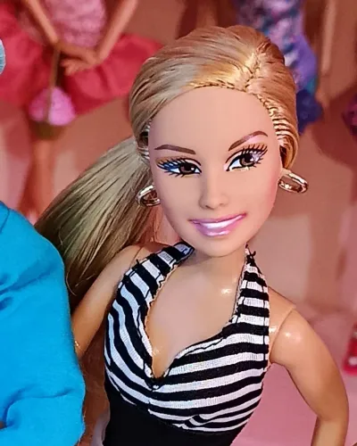 Boneca Sharpay High School Musical 2