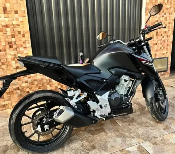 Cb 300 Twist