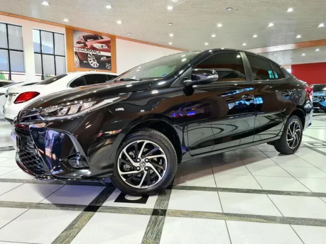 Toyota Yaris XLS Connect Sed. 1.5 Flex 16V Aut. 2023
