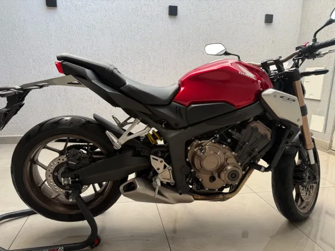 Honda CB 650r 2023