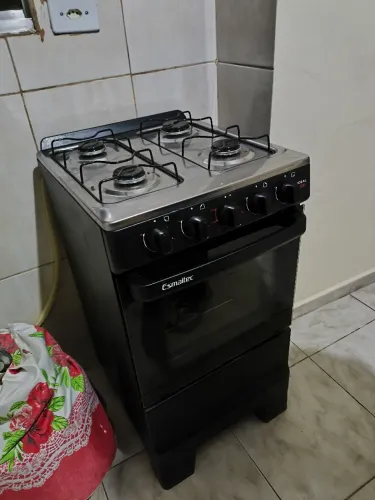 Vende-se Fogão 4 bocas