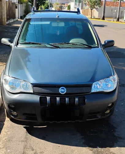Fiat Strada Trekking 1.8 MPI Flex 8V CS 2006