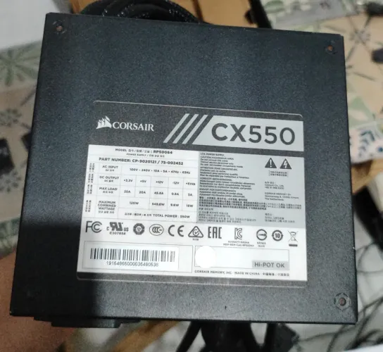 Fonte Corsair cx550