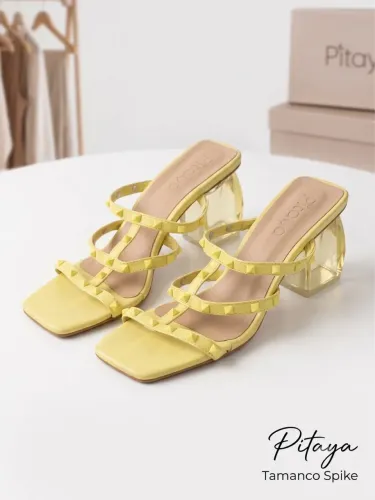 Sandália bloco amarelo 39