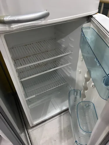 Vendo geladeira