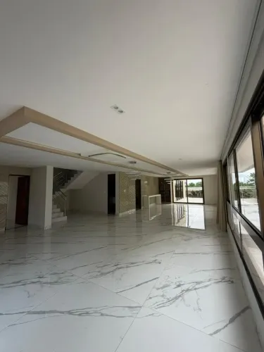 Casa com 4 suítes disponível para Aluguel Anual no Condomínio Alphaville, Bairro dos Estad