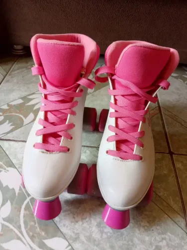 PATINS ADULTO 4 RODAS