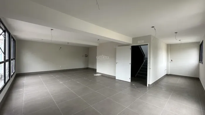 Sala comercial para aluguel em Bragança Paulista no 2 pavimento no Centro Empresarial Jagu