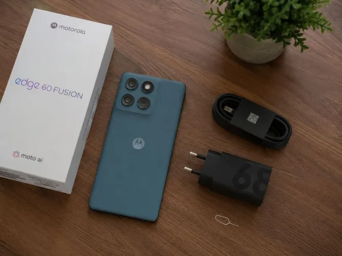 Celular Moto Edge 60 fusion