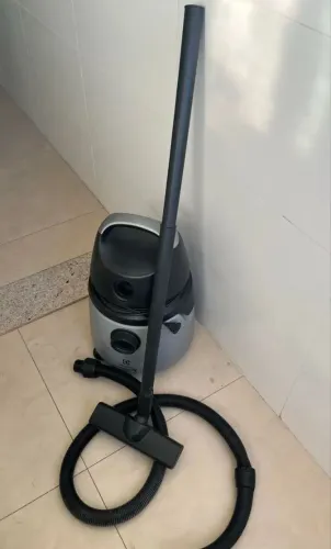Aspirador de pó e água Electrolux 220v aspira e sopra o top