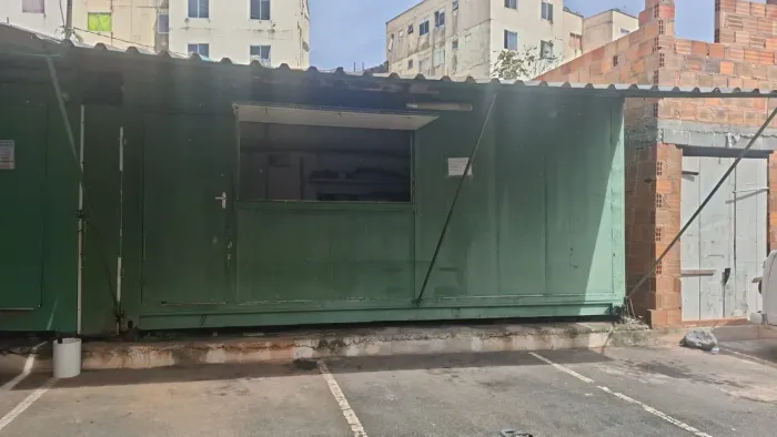VENDO 2 CONTÊINERES COMERCIAIS - PRONTOS PRA TRABALHAR