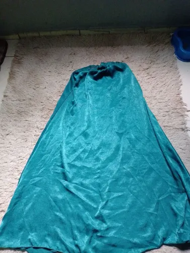 Saía de cetim longa 